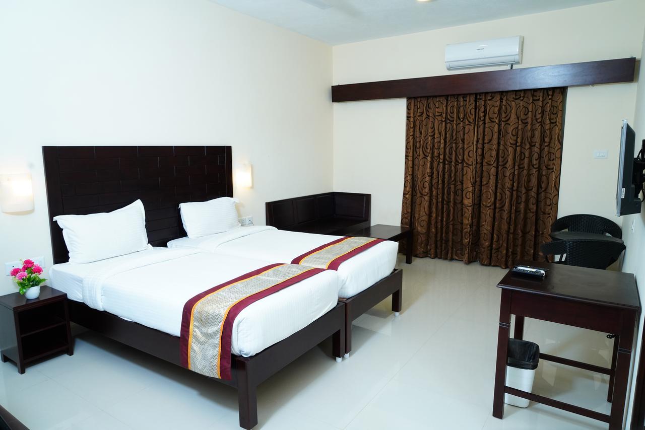 Five Falls Resort Kuttalam  Exterior photo